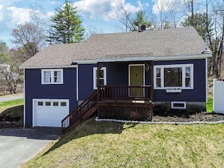 191 Skowhegan Rd, Norridgewock, ME 04957