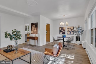 3484 Martha Custis Dr, Alexandria, VA 22302