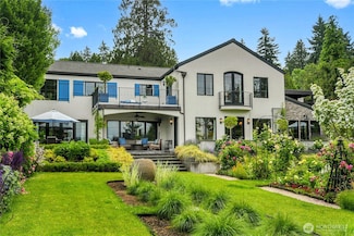 13407 Holmes Point Dr NE, Kirkland, WA 98034