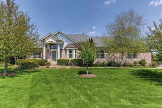 1 Charleston Ct, Hawthorn Woods, IL 60047