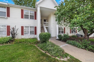 907 Sugar Lake Ct Unit 2, Saint Peters, MO 63376
