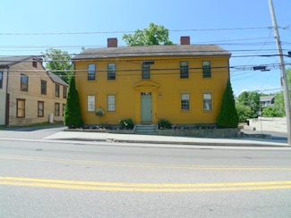 13 High St, Exeter, NH 03833