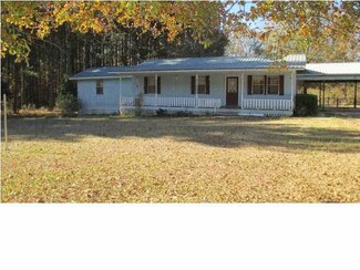 124 Goss Rd, Walnut Grove, MS 39189