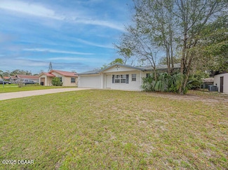 1022 4th St, Port Orange, FL 32129