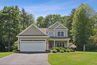 22 High Point Dr, Kennebunkport, ME 04046