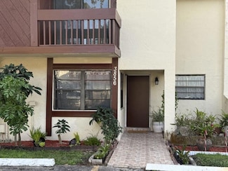 3856 SW 52nd Ave, Hollywood, FL 33023