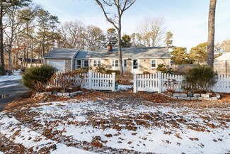 26 Teal Cir, West Dennis, MA 02670