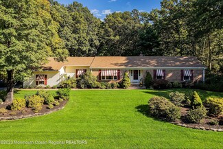 2166 Hiddenbrook Dr, Wall Township, NJ 07719