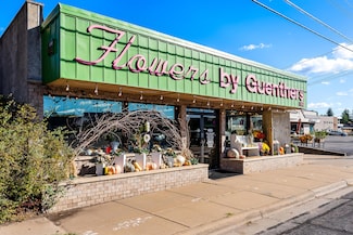 310 Sand Lake Rd, Onalaska, WI 54650