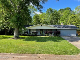 1033 Autumn St, Jackson, MS 39212