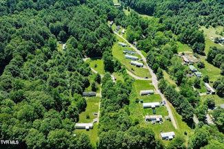 2155 Lumpkin Branch Rd, Mountain City, TN 37683