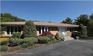 38 Cedar Dr, Colts Neck, NJ 07722