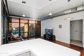 310 S 4th St Unit 601, Phoenix, AZ 85004