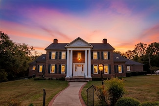 408 E Jolly St, Palestine, TX 75801