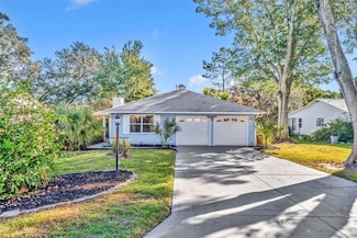 1514 New Abbey Ave, Leesburg, FL 34788