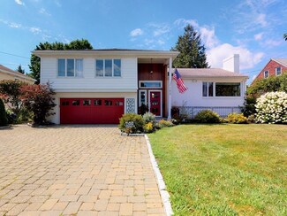 102 Main St, Waltham, MA 02453
