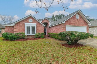 2739 Breezy Pines Ln, Pearland, TX 77584