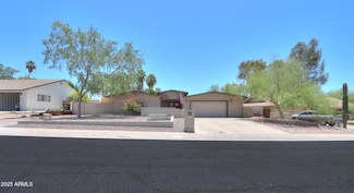 511 E Port au Prince Ln, Phoenix, AZ 85022