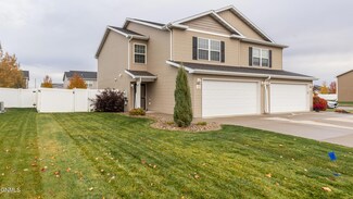 3213 Rutland Dr, Bismarck, ND 58504