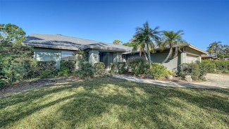 4737 Meadowview Cir, Sarasota, FL 34233