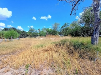 1200-1206 W Crockett St, Beeville, TX 78102