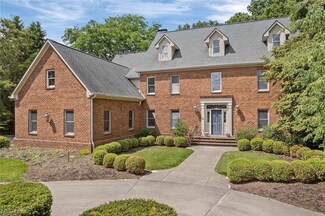 10157 Widdington Close, Powell, OH 43065
