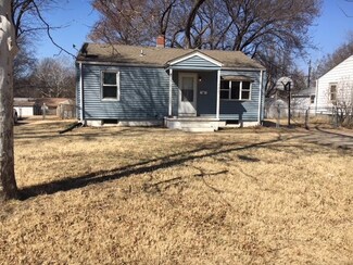 2223 S Crestway St, Wichita, KS 67218