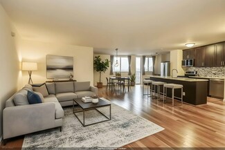 100 Manhattan Ave Unit 1912, Union City, NJ 07087