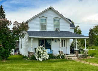 900 W Lincoln Ave, Cheboygan, MI 49721