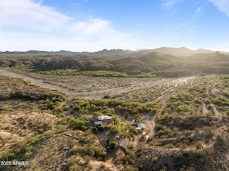 27610 W Gill Rd, Morristown, AZ 85342