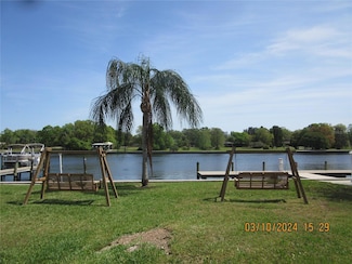 2424 W Tampa Bay Blvd Unit 202, Tampa, FL 33607