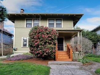 3025 NE Weidler St, Portland, OR 97232