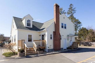 12 Dunham Rd Unit B, Canton, CT 06019