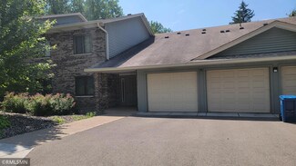 1573 Arundel St Unit 103, Saint Paul, MN 55117