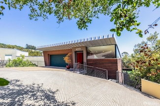 6353 Skyline Blvd, Oakland, CA 94611