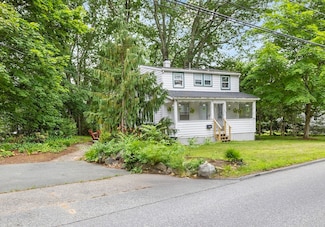 486 Franklin St, Reading, MA 01867