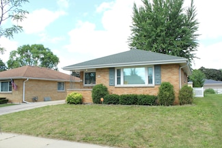 4227 N 71st St, Milwaukee, WI 53216
