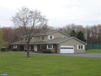 2123 Market St, Auburn, PA 17922