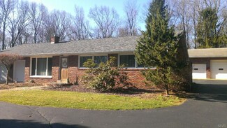 3922 New Smithville Rd, Kempton, PA 19529