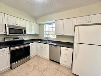 3325 Airport Rd N Unit D3, Naples, FL 34105