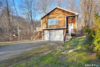 64 Portland Ave, Redding, CT 06896