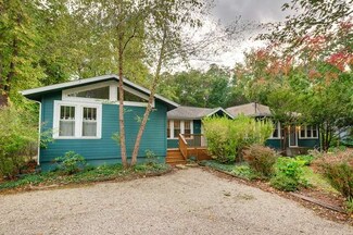 8536 1st St, Lakeside, MI 49116