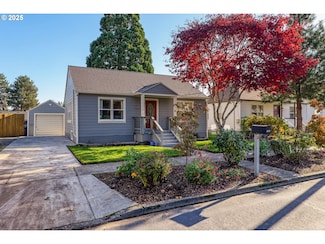 1813 Filbert St, Forest Grove, OR 97116