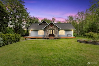 5786 E Collins Rd, Port Orchard, WA 98366