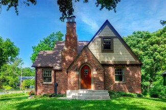 640 38th St, Des Moines, IA 50312