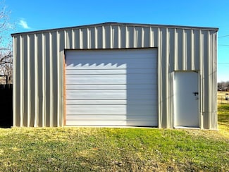 610 Trumbull Ave, Spur, TX 79370
