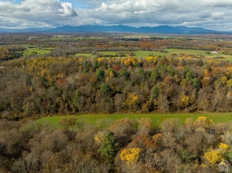 327 Scudderhook Rd, Hudson, NY 12534