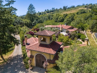 11018 Moonshine Rd, Sebastopol, CA 95472