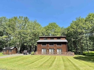 199 Maple Ave, Davis, WV 26260