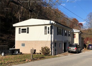 889 S Park Rd, Charleston, WV 25304